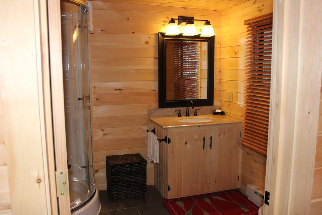 White Mountain Experience Hotel Jackson Room photo