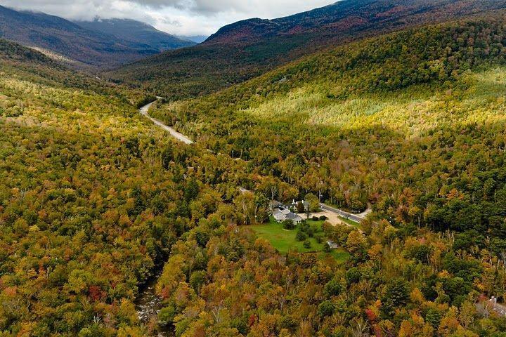 White Mountain Experience Hotel Jackson Room photo